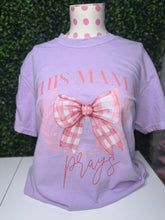 Load image into Gallery viewer, This Mama Prays