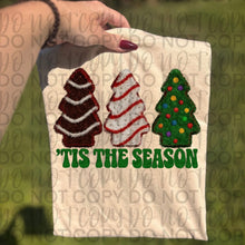 Load image into Gallery viewer, Holiday Christmas Cakes