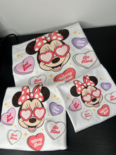 Load image into Gallery viewer, Minnie Hearts