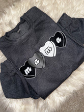 Load image into Gallery viewer, Mama Hearts