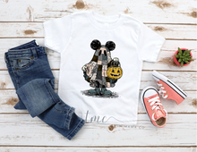 Load image into Gallery viewer, Halloween Quilt Mickey
