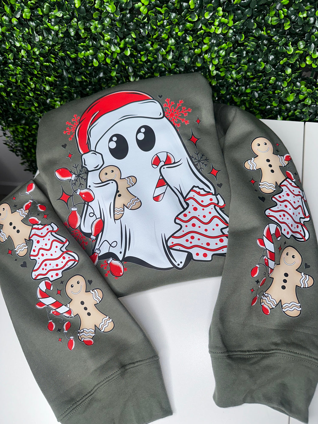 Christmas Ghost *EXCLUSIVE*