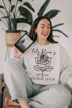 Load image into Gallery viewer, Lily Bloom Flower Shop
