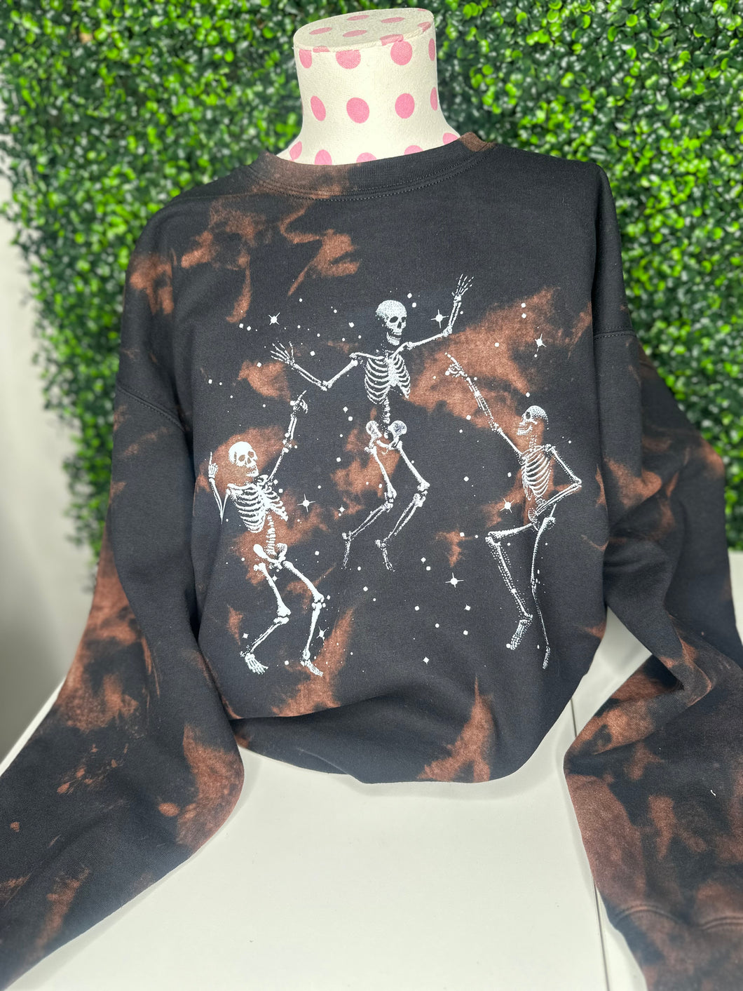 EXCLUSIVE Bleached Skelly Crew