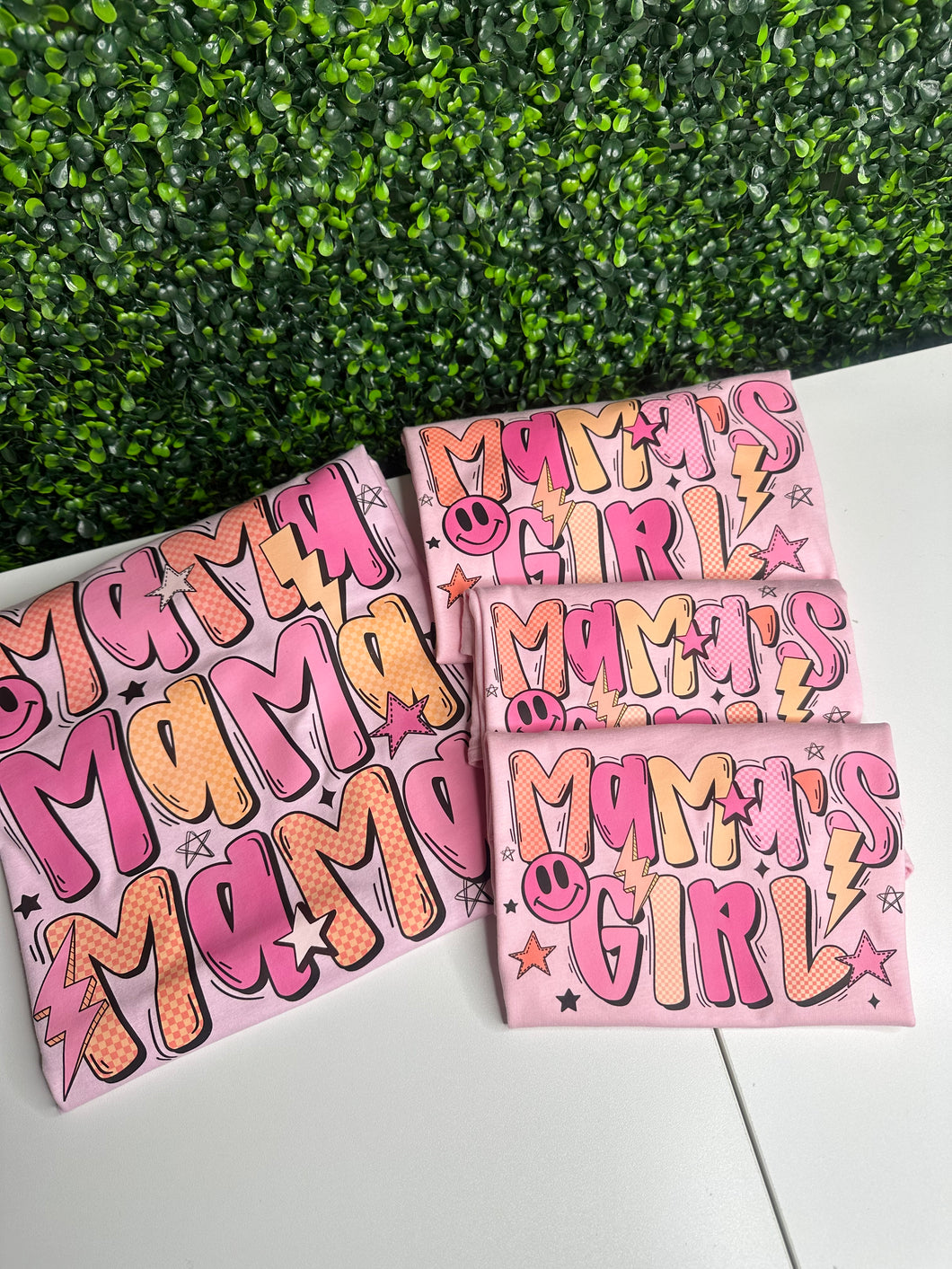 Retro Girly Mama