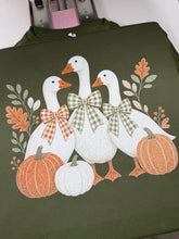 Load image into Gallery viewer, Fall Gooses
